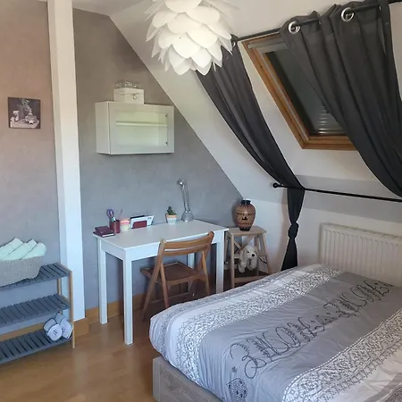 Проживание в семье Le Jardin