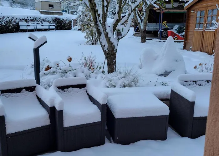 Le Jardin Homestay *